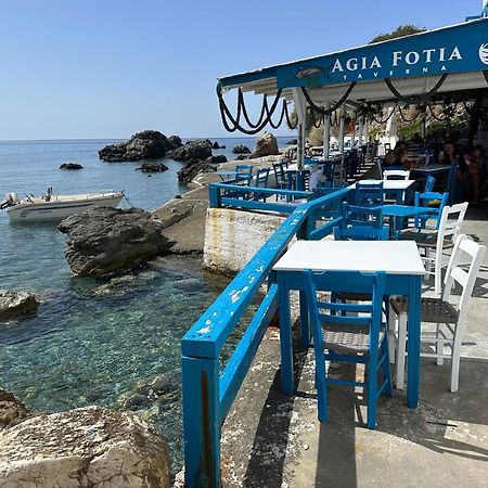 Agia Fotia Taverna Kerames Eksteriør billede